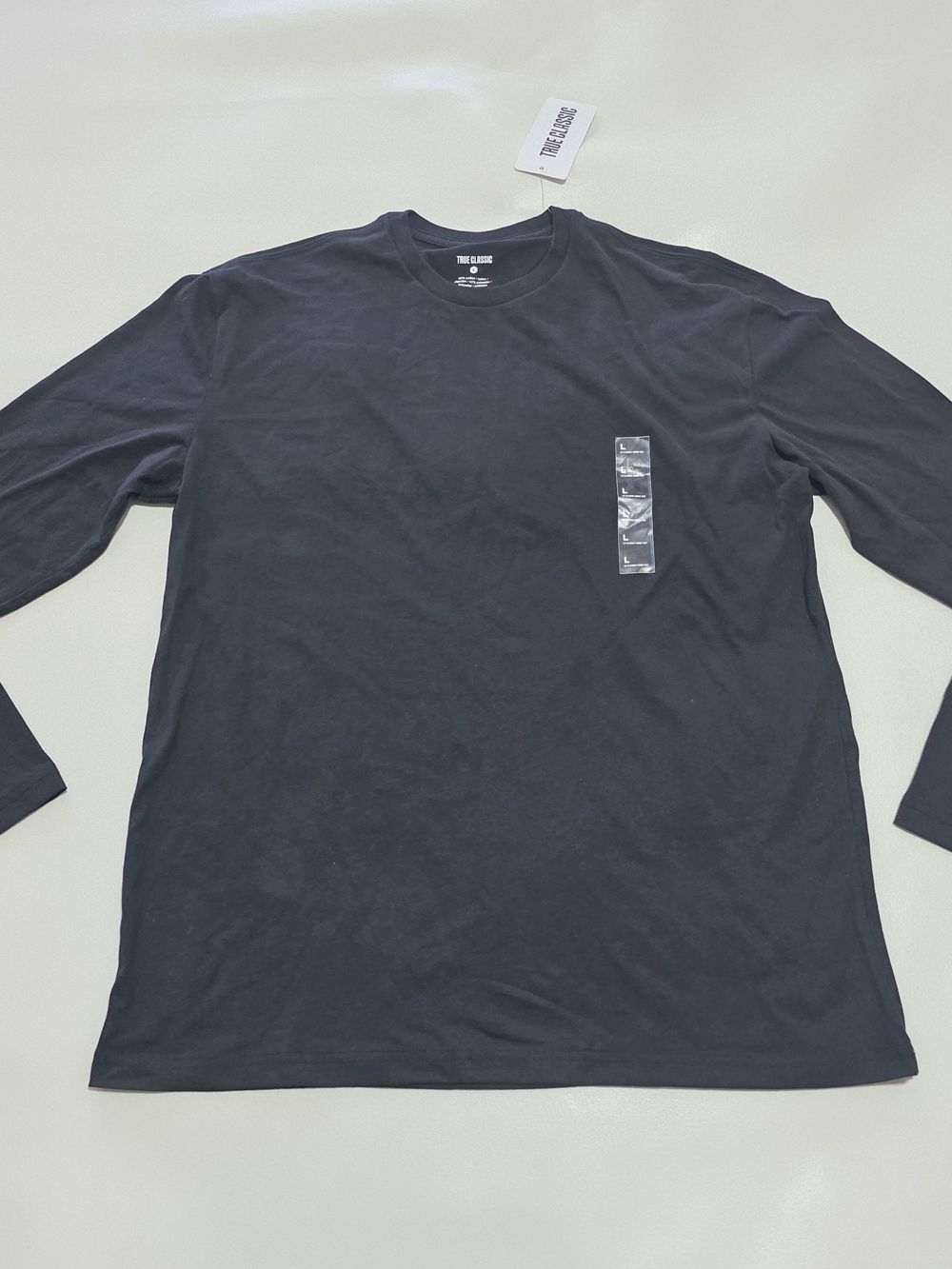 True Classic Men's L. Black Knit Long Sleeve Crew Neck Pullover T-Shirt.